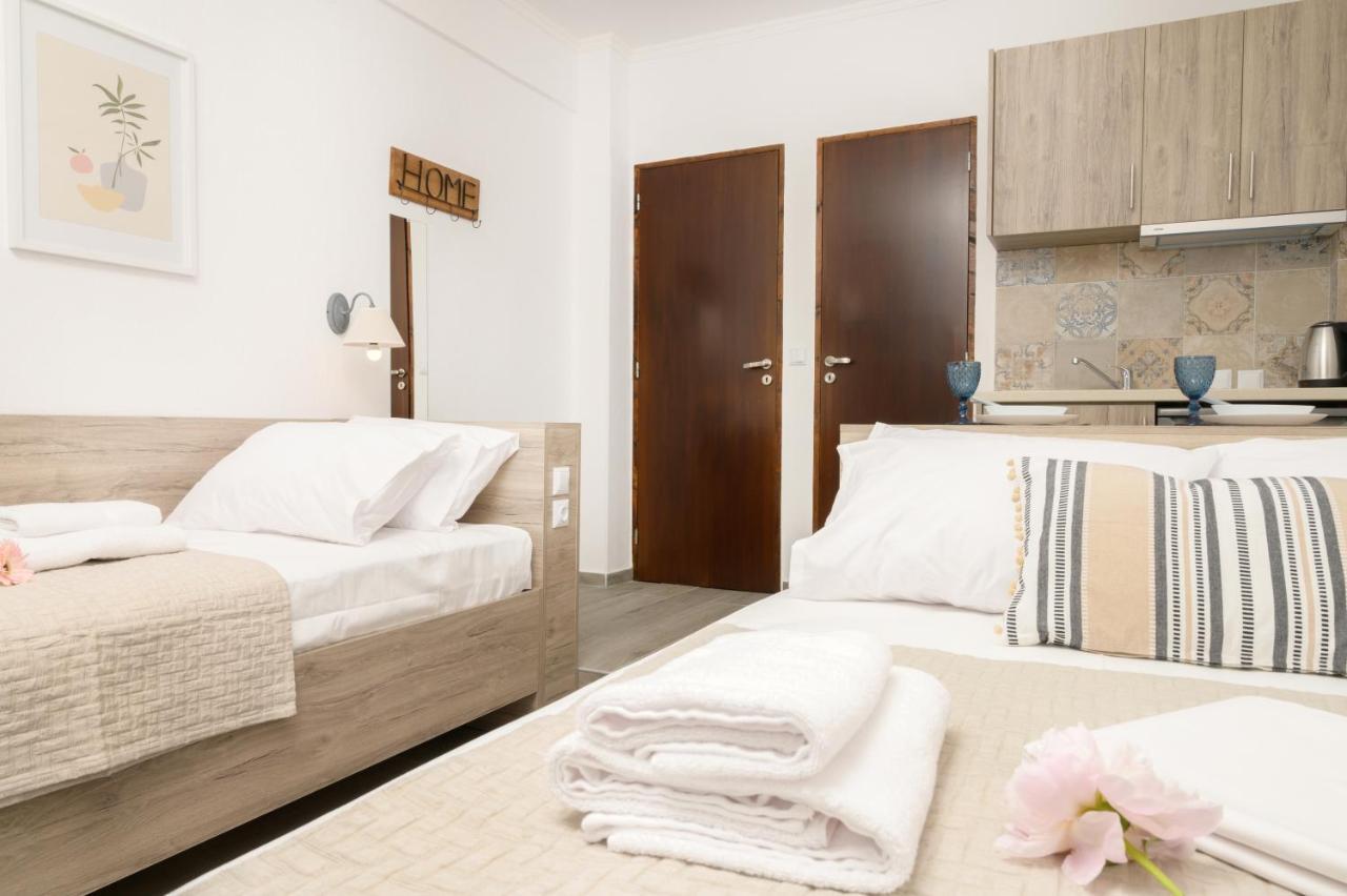 Sand Rooms To Let Nea Roda Esterno foto